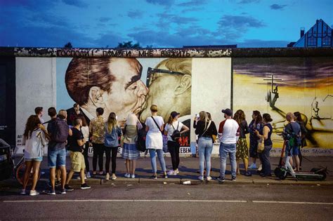 Muro de Berlín: el día que sonrió la historia | Noticias