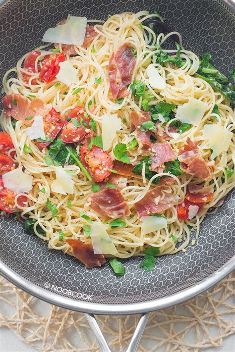 Parma Ham Pasta Recipe | Prosciutto Recipe | Noob Cook