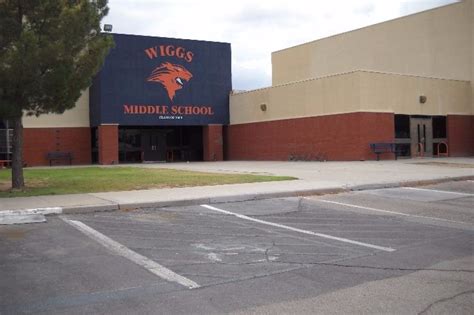 El Paso Independent School District Facilities | Wiggs Middle School