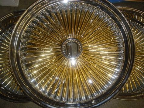 22 INCH WITH GOLD SPOKES