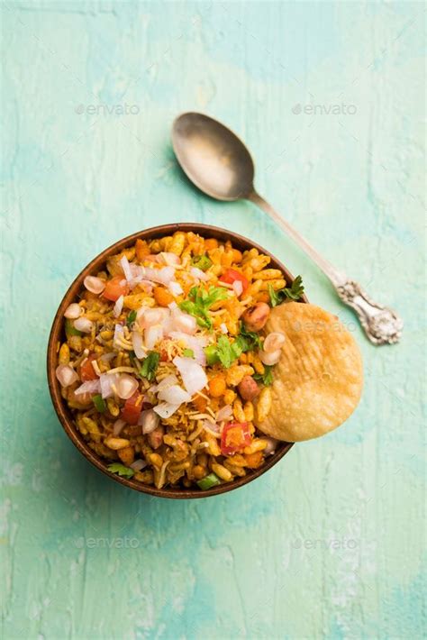 Bhelpuri Chaat or chat is a road side tasty food from India | Chaat ...