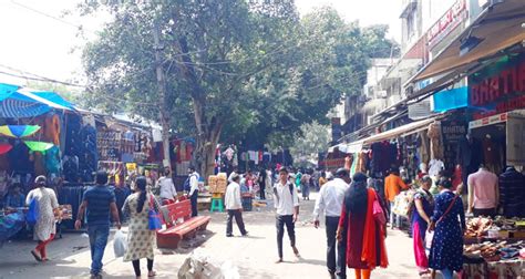 Sarojini Nagar Market (Shopping) Delhi (Timings, History, Location ...