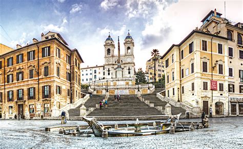 Piazza di Spagna: Stairway to Heaven - LuxuryRome - shopping, arts & fun