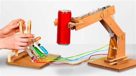 How to Make Hydraulic Powered Robotic Arm from Cardboard - YouTube