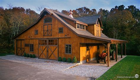 Ask the Outdoor Living Experts: What Makes a Masterful Barn, Garage or Storage Shed Builder?