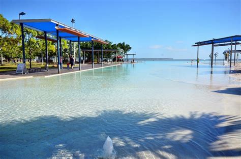 Cairns Esplanade Accommodation Deals