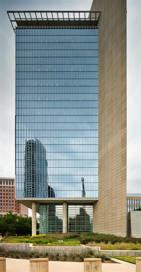 Flickriver: Photoset 'Federal Reserve_Dallas_053116' by Pete Sieger