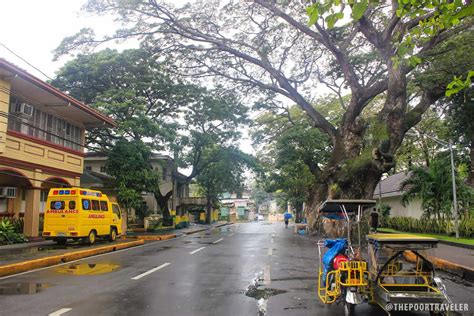 Plaza Mabini, Batangas City: Dusk and Dawn | The Poor Traveler ...