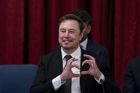 Elon Musk calls Swedish unions ‘insane’ for hurting Tesla | Fortune Europe