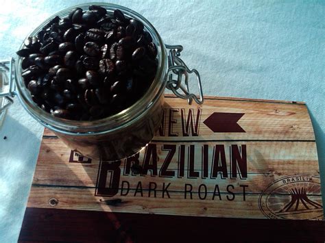 Coffee Lover: This is NOT Your Mother's 7-11 Coffee - New BRAZILIAN DARK ROAST