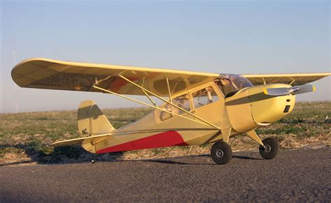 Your next project? Build an Aeronca 7AC Champ – Model Airplane News