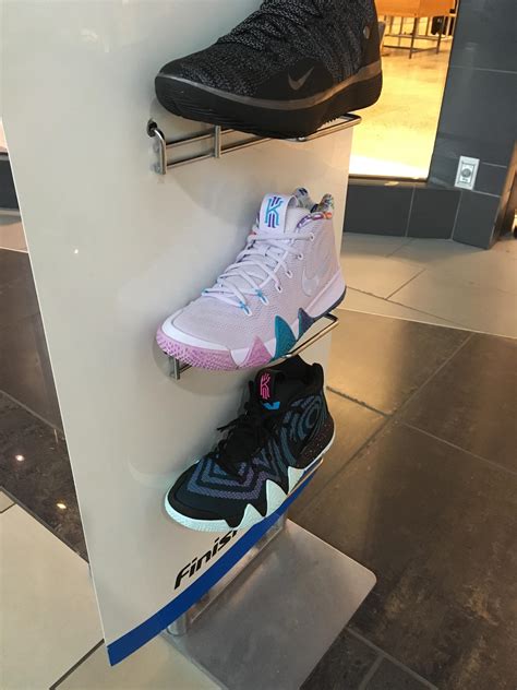 These dope shoes I saw at the mall : r/90sdesign