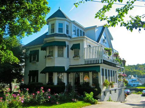 Boothbay HarborHarbour Towne Inn on the Waterfront | Boothbay Harbor, Maine Bed & Breakfasts ...