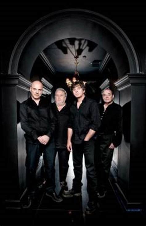 The Stranglers - discographie, line-up, biographie, interviews, photos