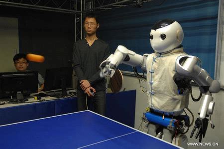 Robots playing table tennis unveiled in China - Fareastgizmos