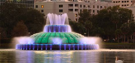 Lake Eola Park, Orlando | Roadtrippers