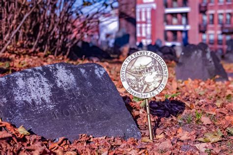 Boston Tea Party Participants Honored with Commemorative Grave Markers ...