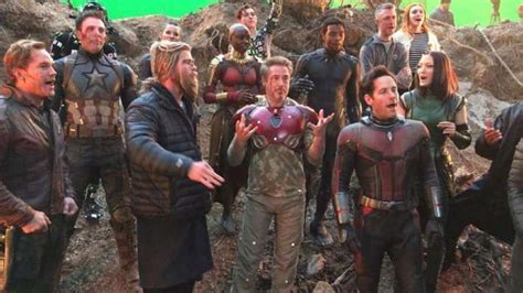 After Lift on Spoiler Ban, Avengers Cast Shares Behind-The-Scenes Shots From Endgame Sets!