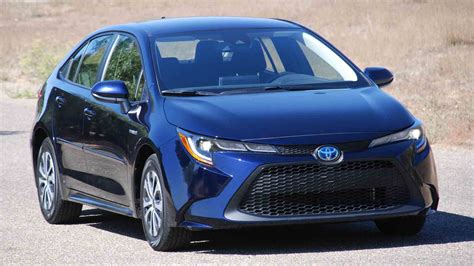 Toyota Corolla: Shiny and New, Hybrid Too! | Green Car Journal