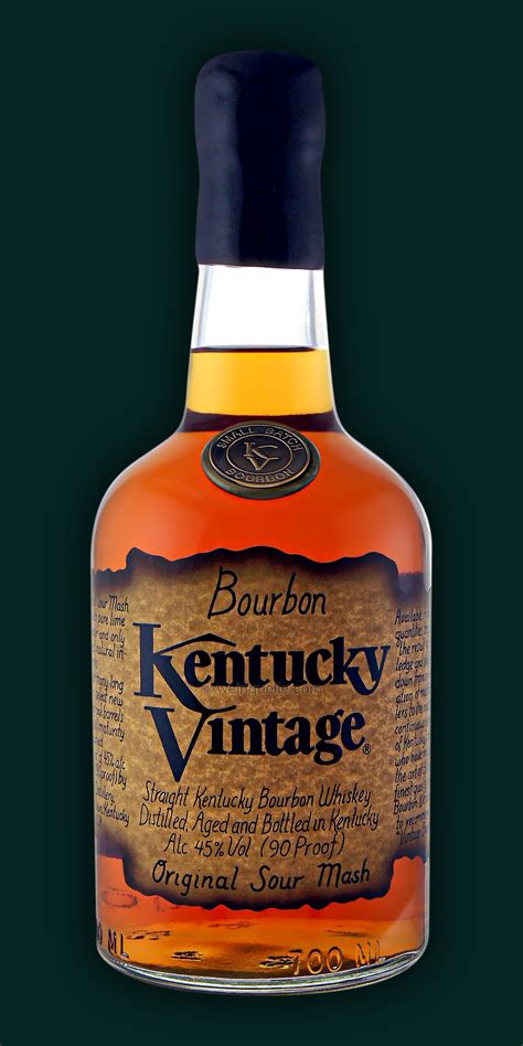 Kentucky bourbon vs whiskey - feetmates