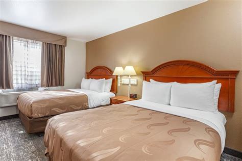 QUALITY INN PHOENIX SCOTTSDALE WEST - Reviews, Photos