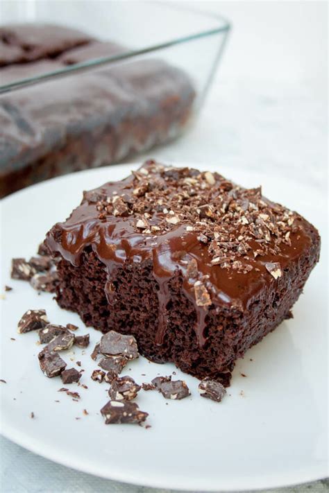 Super Moist 2 Ingredient Chocolate Cake - Create Mindfully