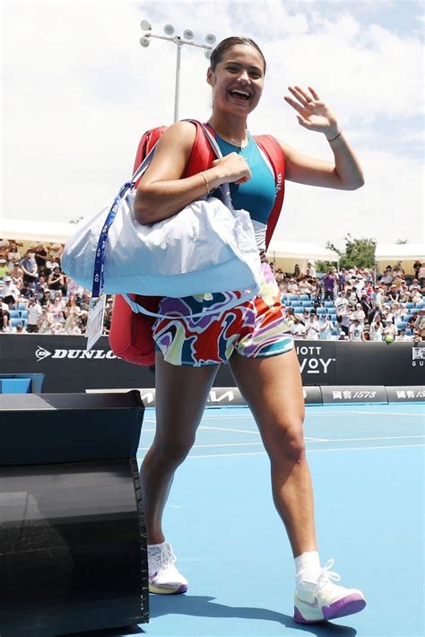 🇬🇧 Emma Raducanu, 2023 Australian Open | Ladies tennis, Tennis, Lady