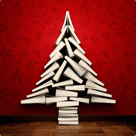 Dez árvores de natal de livros para decorar a sua casa – Biblioo