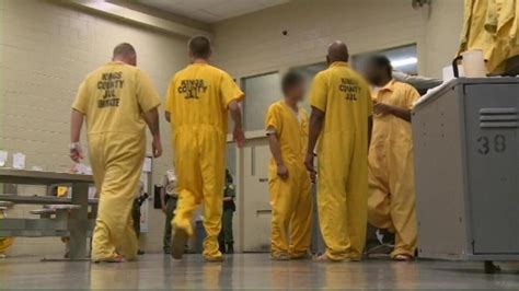 What solutions for California's overcrowded prisons? - Focus