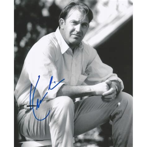 Kevin COSTNER Autograph