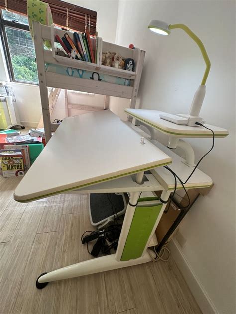 Ergonomic study table (adjustable height and angle of tilt), 兒童＆孕婦用品 ...