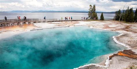 geyser basin Archives - Earth Trekkers