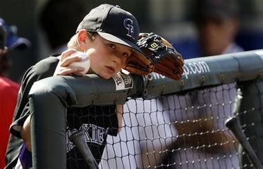 MLB announcer Drew Goodman's son watches the game