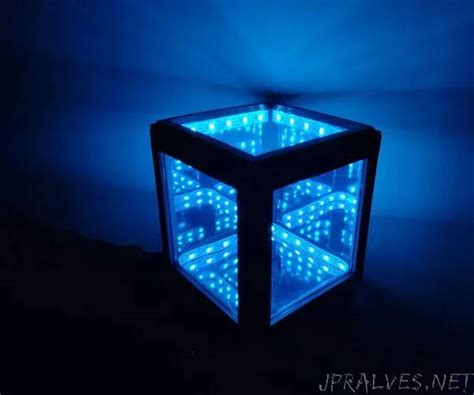 Cube Infinity Mirror - jpralves.net