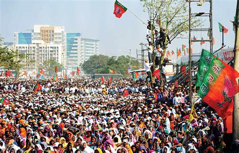 Crowd at Narendra Modi's rally in Mumbai on Sunday