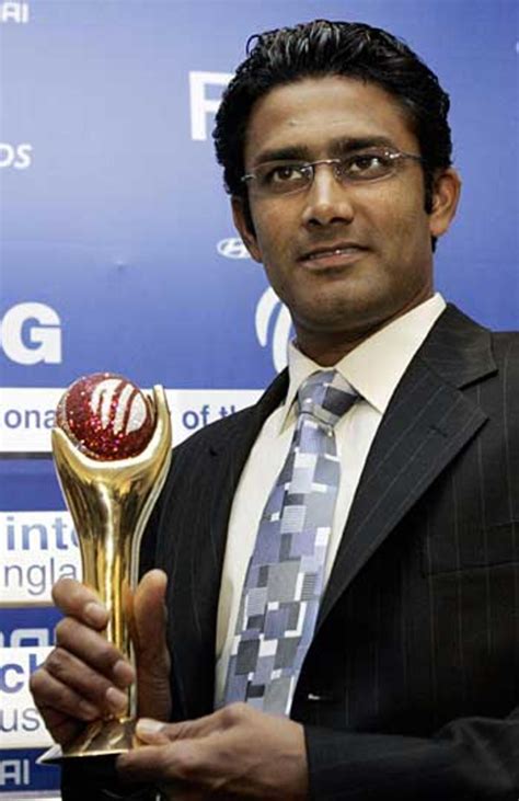 Anil Kumble poses with one of the 2005 ICC Awards | ESPNcricinfo.com