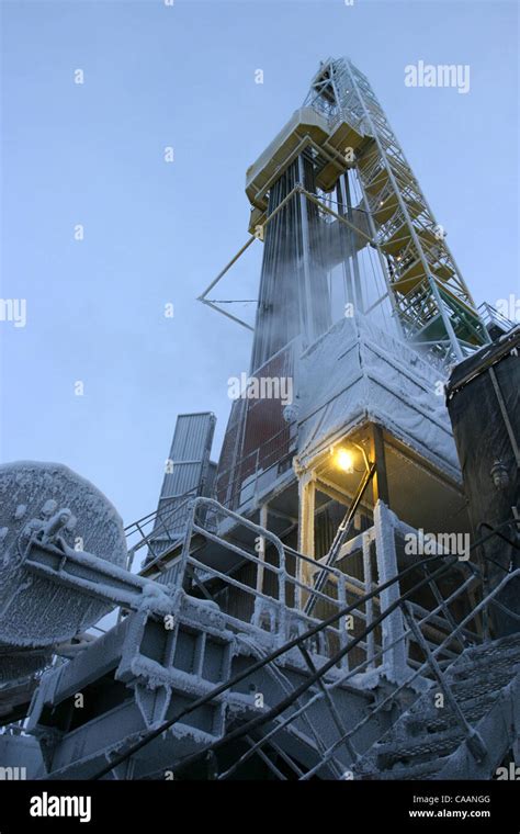 Natural gas extraction hi-res stock photography and images - Alamy