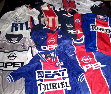 PSG_Kit_History_10 - Champions League Shirts