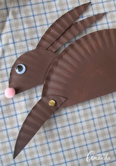 Paper Plate Rabbit Craft: Kids will love this paper plate craft idea