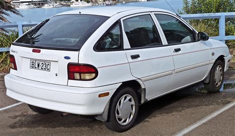 Ford Festiva I 1986 - 1993 Hatchback 5 door :: OUTSTANDING CARS