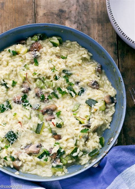 Zucchini Mushroom Risotto Recipe {One Pot}