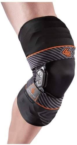 Best Knee Brace For Football (Top 8 For 2023) | Reviews + More