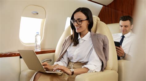 First Class Airlines | First Class Airlines Luxury Services | First Class Airlines And Luxury ...