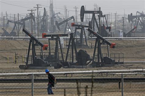 Kern County approves plan to allow thousands of new oil wells despite ...