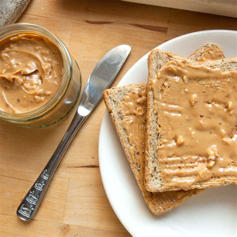 Peanut Butter on Toast | Free 7 Day Vegan Meal Plan | Veahero