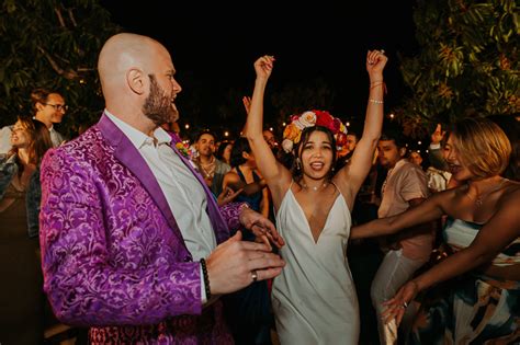 This Colorful Acre Baja Wedding Was Inspired By Mexican Culture | Junebug Weddings