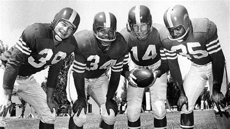 A Look at the Life and Career of 49ers Hall of Fame QB Y.A. Tittle