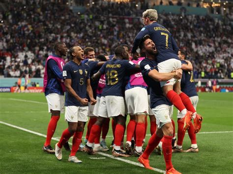 FIFA World Cup France vs England: फ्रांस ने इंग्लैंड को हराकर सेमीफाइनल में बनाई जगह, 2-1 से ...