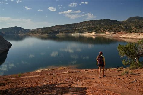 7 Tips for Hiking in the Desert (that you NEED to know) - Amanda Outside