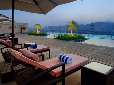 Family-Friendly Mumbai Airport Hotel | Holiday Inn Mumbai International Airport